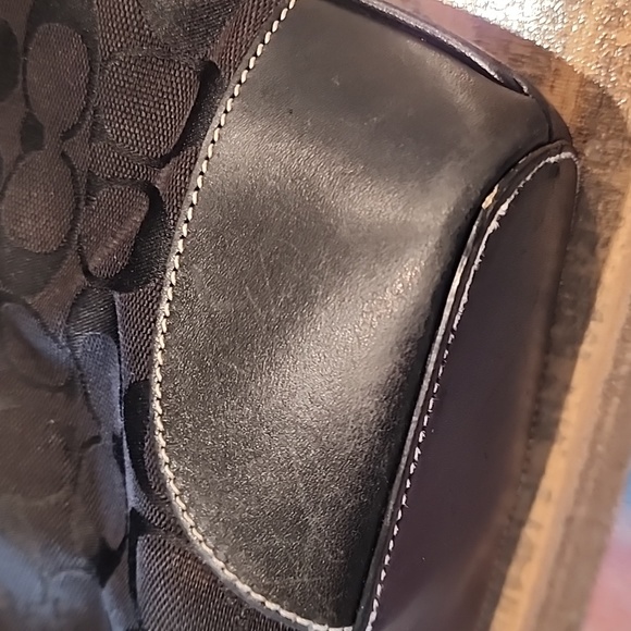 Vimtage Signature 34 Tote - Picture 7 of 14